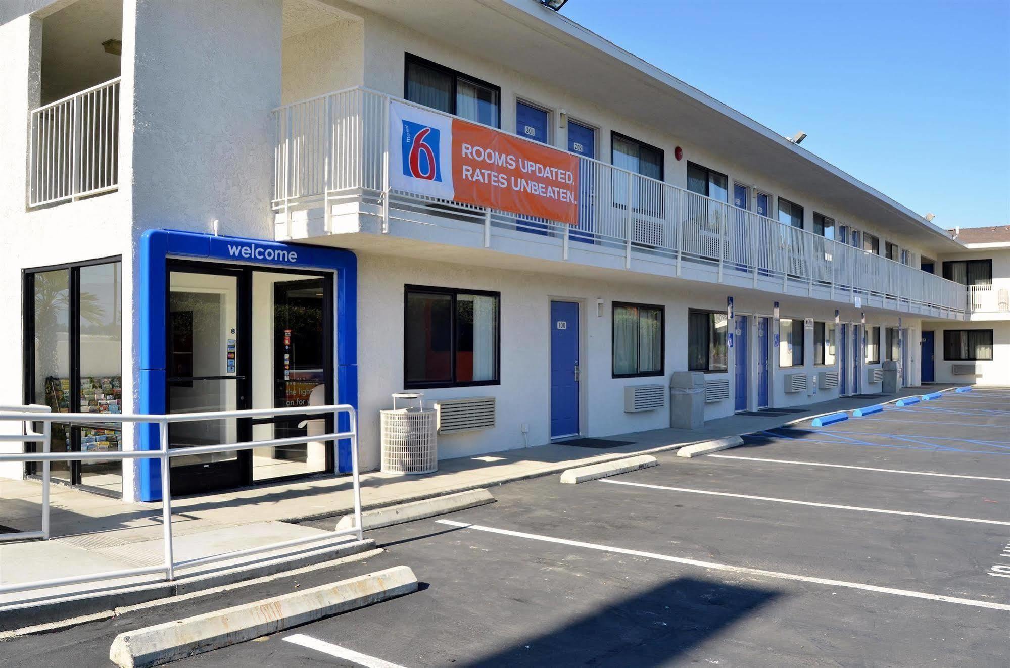 6-palm Desert, Ca - Palm Springs Area 3*