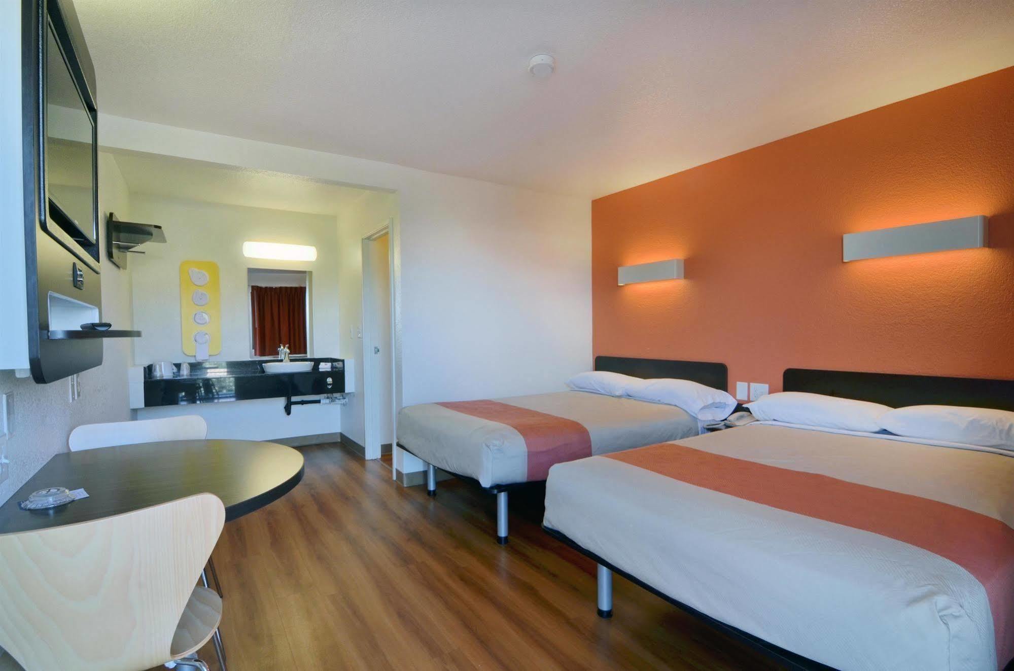 6-palm Desert, Ca - Palm Springs Area Hotel 3*